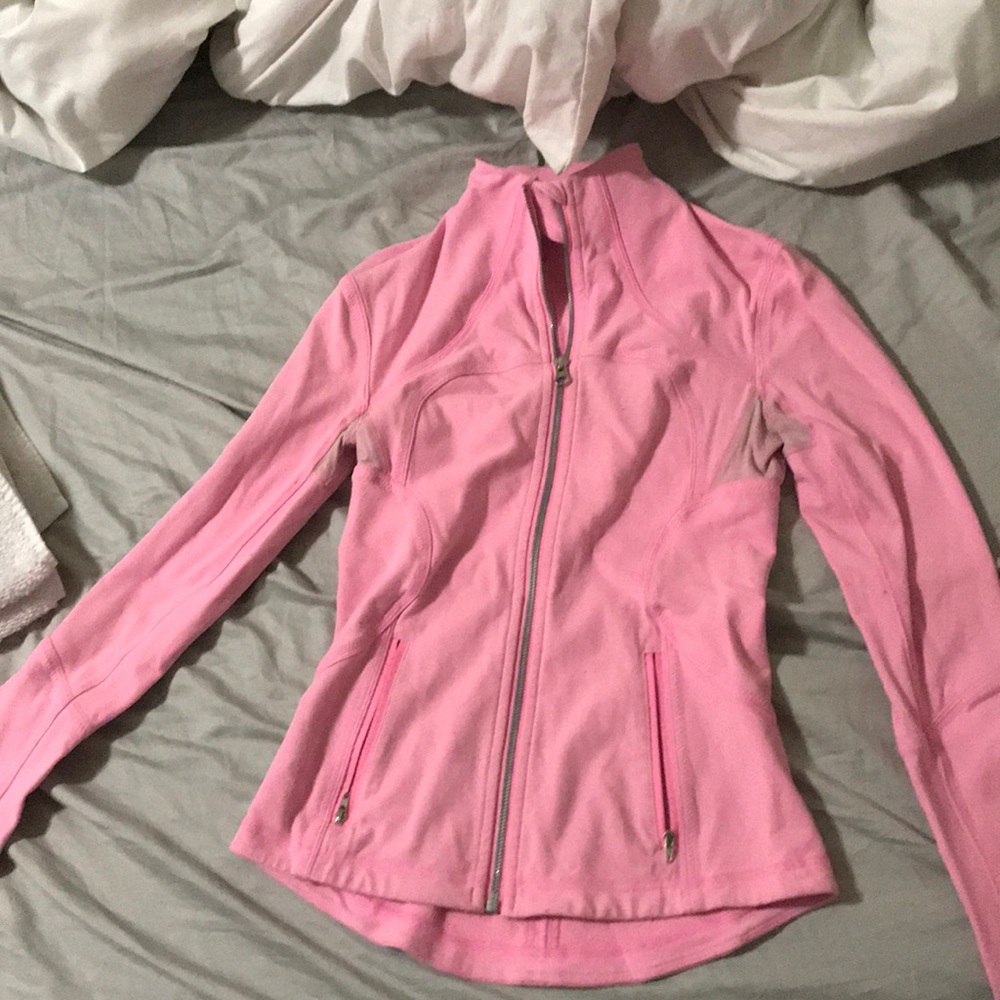 Lulu lemon hot pink zip Up size 2